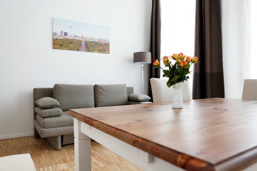 Sc 03 By Rockchair Apartments L Superhost Status L 2 Bedrooms Boxspringbeds Balcony Elevator - Cozy Family & Business Flair Welcomes You! Berlijn Buitenkant foto